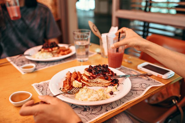Restaurants, Bakeries, Coffeeshops & Food Establishments
